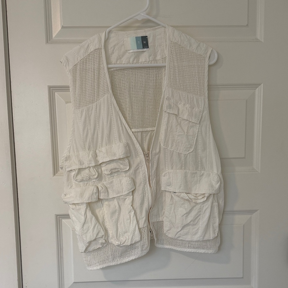Kith River Vest (Sandrift)